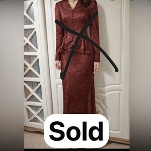 Elegant Brown Long Sleeve Gown